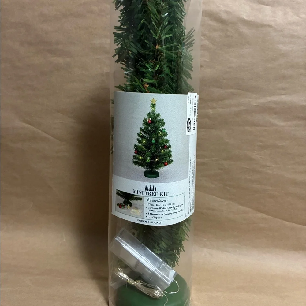 Mini Tree Kit with Green Foliage